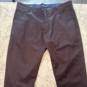 Jos. A. Bank Chino 36W x 30L